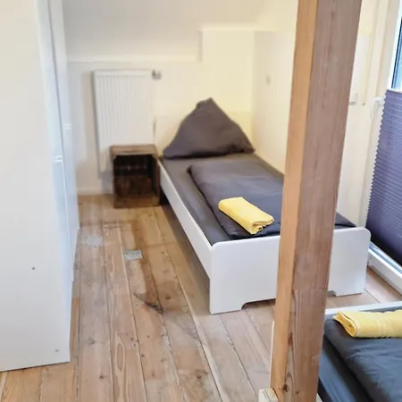 Апартаменты Haus Unterkunft Fuer Monteure In Budenheim, 5 Schlafzimmer, Zentral Gelegen Budenheim