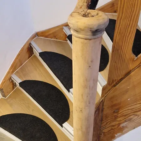 Haus Fuer Monteure In Budenheim, Zentral Gelegen Daire *