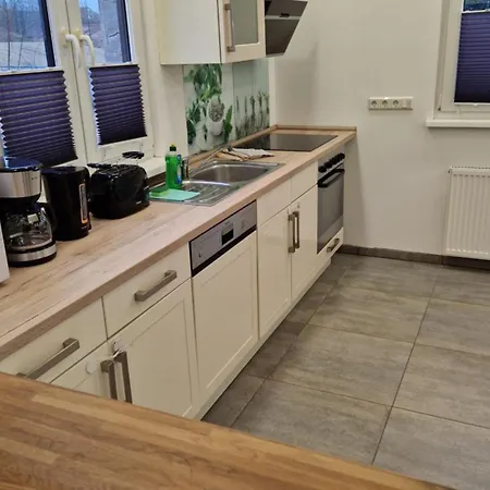 Haus Fuer Monteure In Budenheim, Zentral Gelegen *