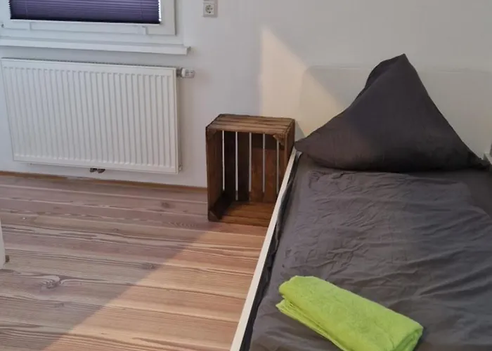 Haus Fuer Monteure In Budenheim, Zentral Gelegen *