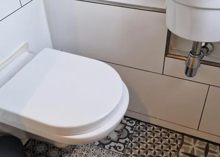 Daire Haus Fuer Monteure In Budenheim, Zentral Gelegen *