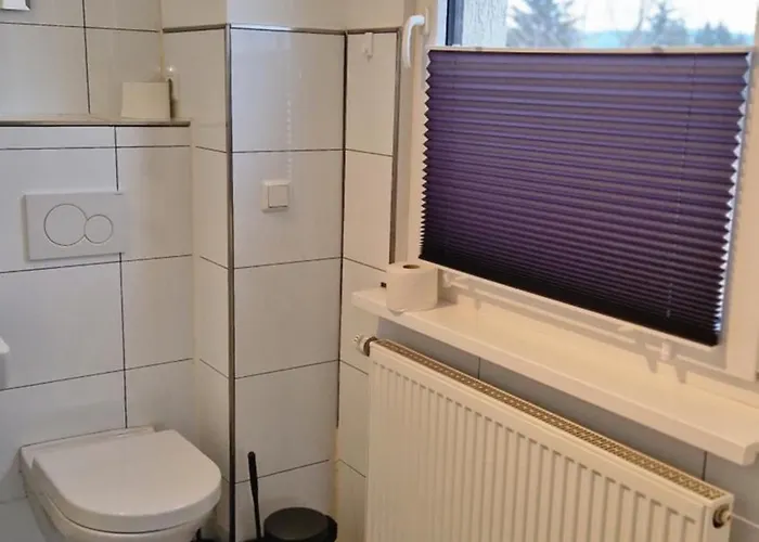 Haus Fuer Monteure In Budenheim, Zentral Gelegen *