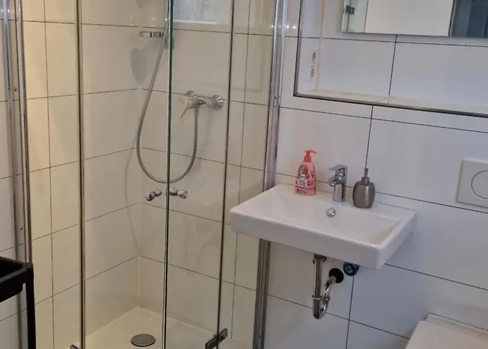 Daire Haus Fuer Monteure In Budenheim, Zentral Gelegen